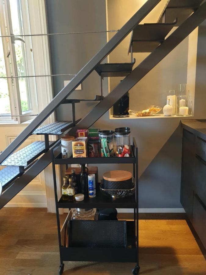 Sea Promenade - Center Apartment